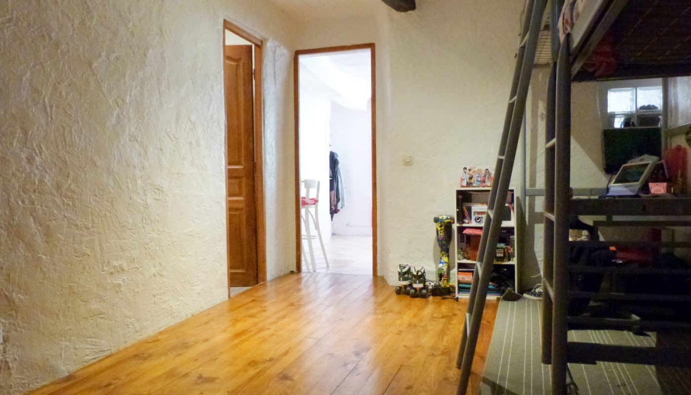 Chambre (photo précédent locataire)_2