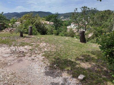 Terrain constructible à Carnoules (Var)