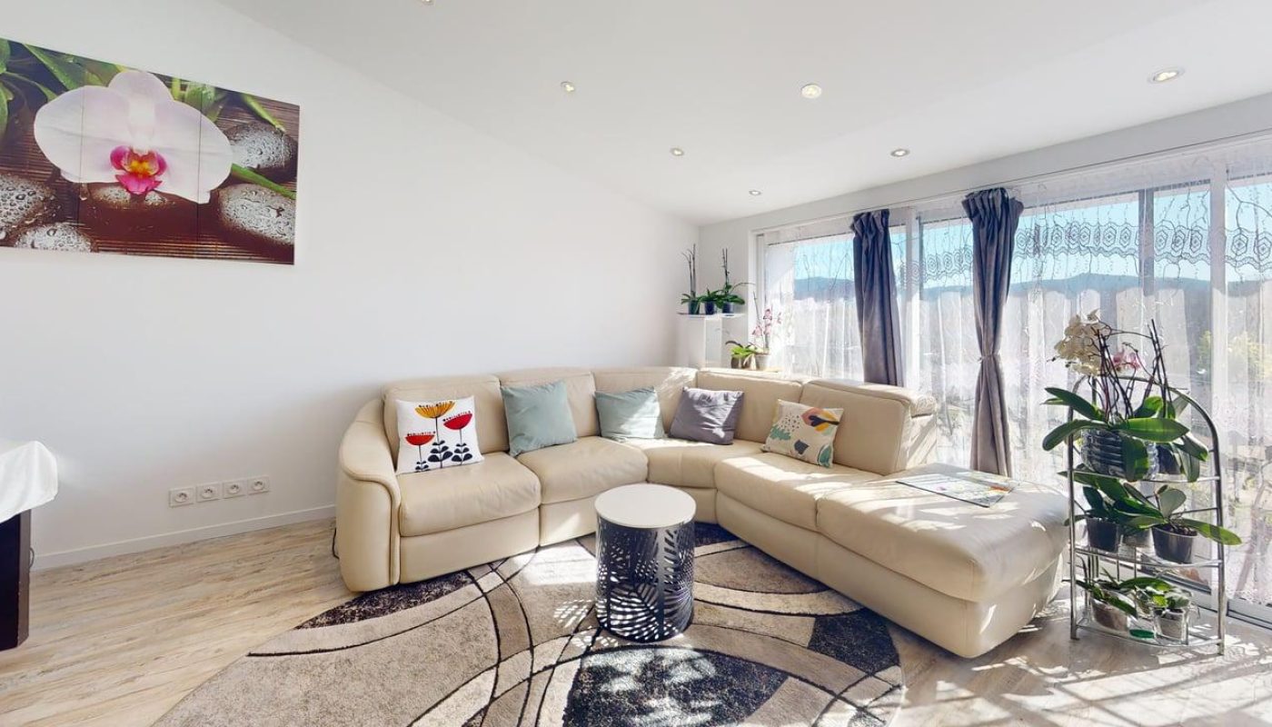 Maison-de-village-T4-91-m-Living-Room