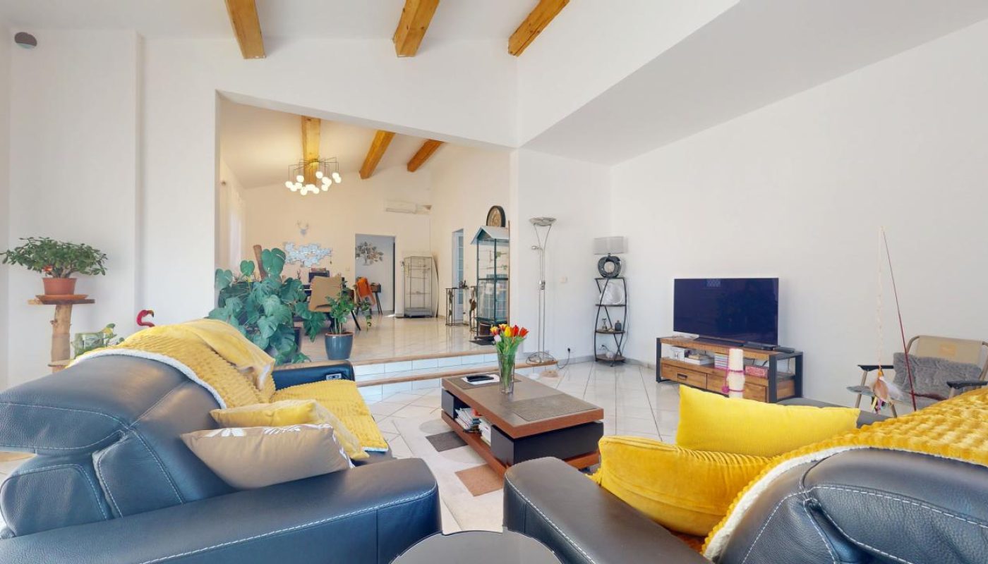 Pierrefeu-du-Var-Villa-T5-155-m-02082025_161035
